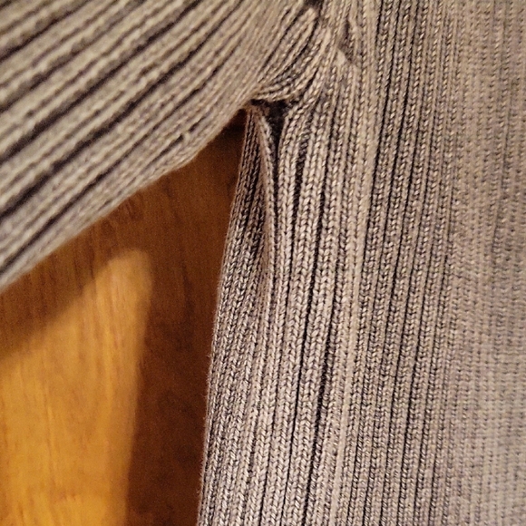 Sundance Gray Ribbed Women's Cardigan - Picture 4 of 9